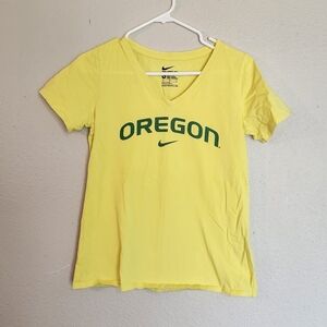 Women's Nike Oregon Ducks T Shirt Size M
